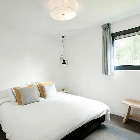 בית נופש Sleeps 8 Wifi T646299 *